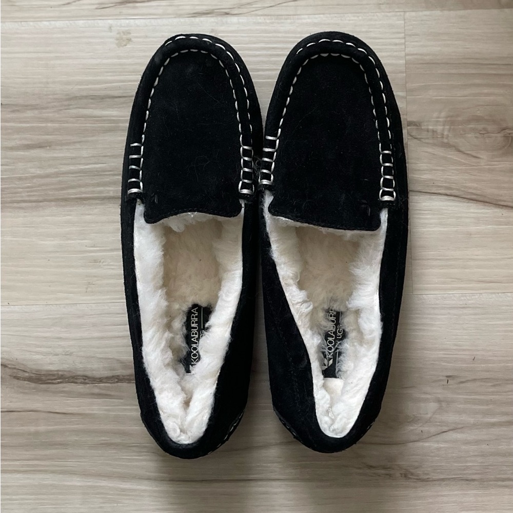 Koolaburra Black Women’s Loafers with White Lining
